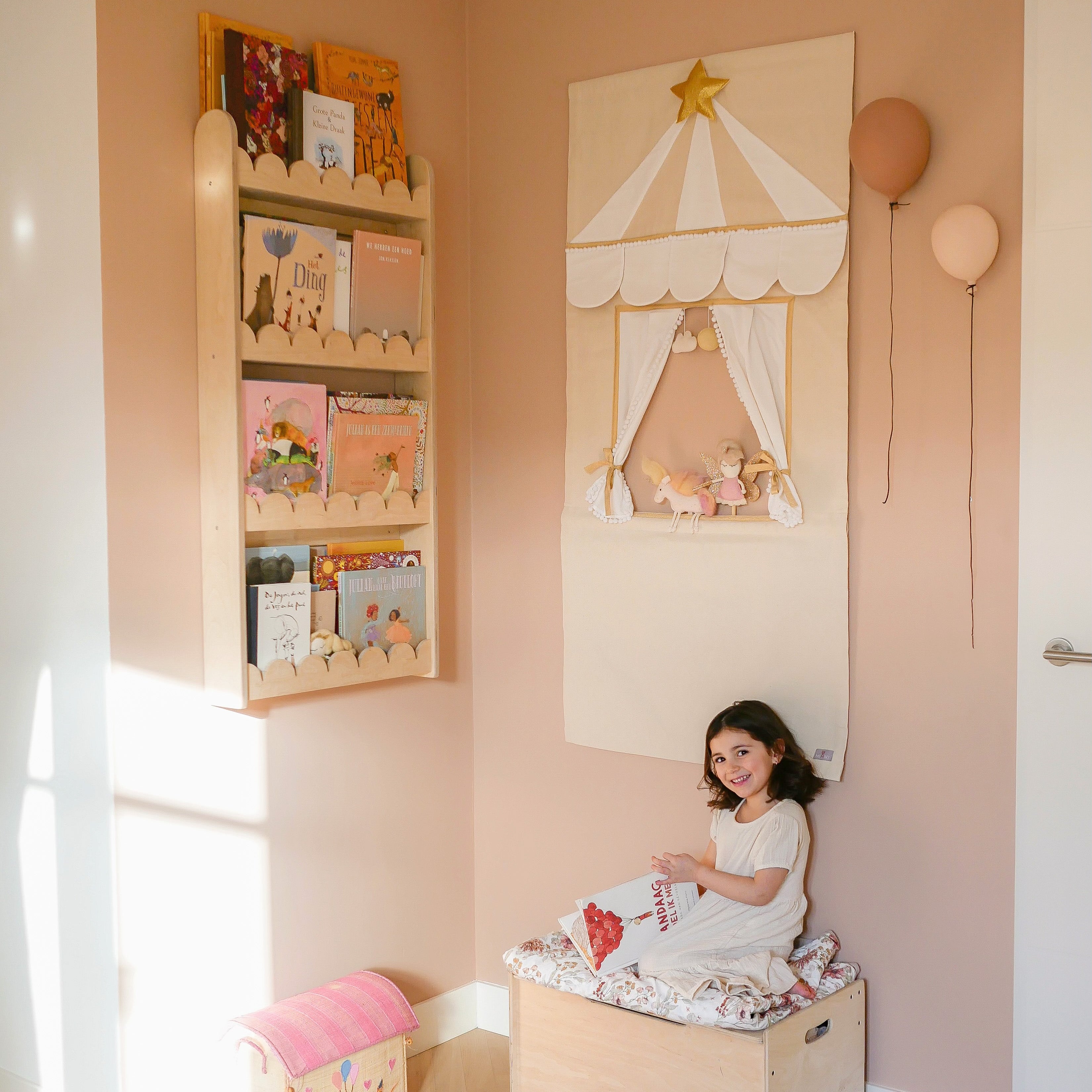 Bubble Montessori boekenrek kinderkamer | 4 planken - blank - toddie.nl ®