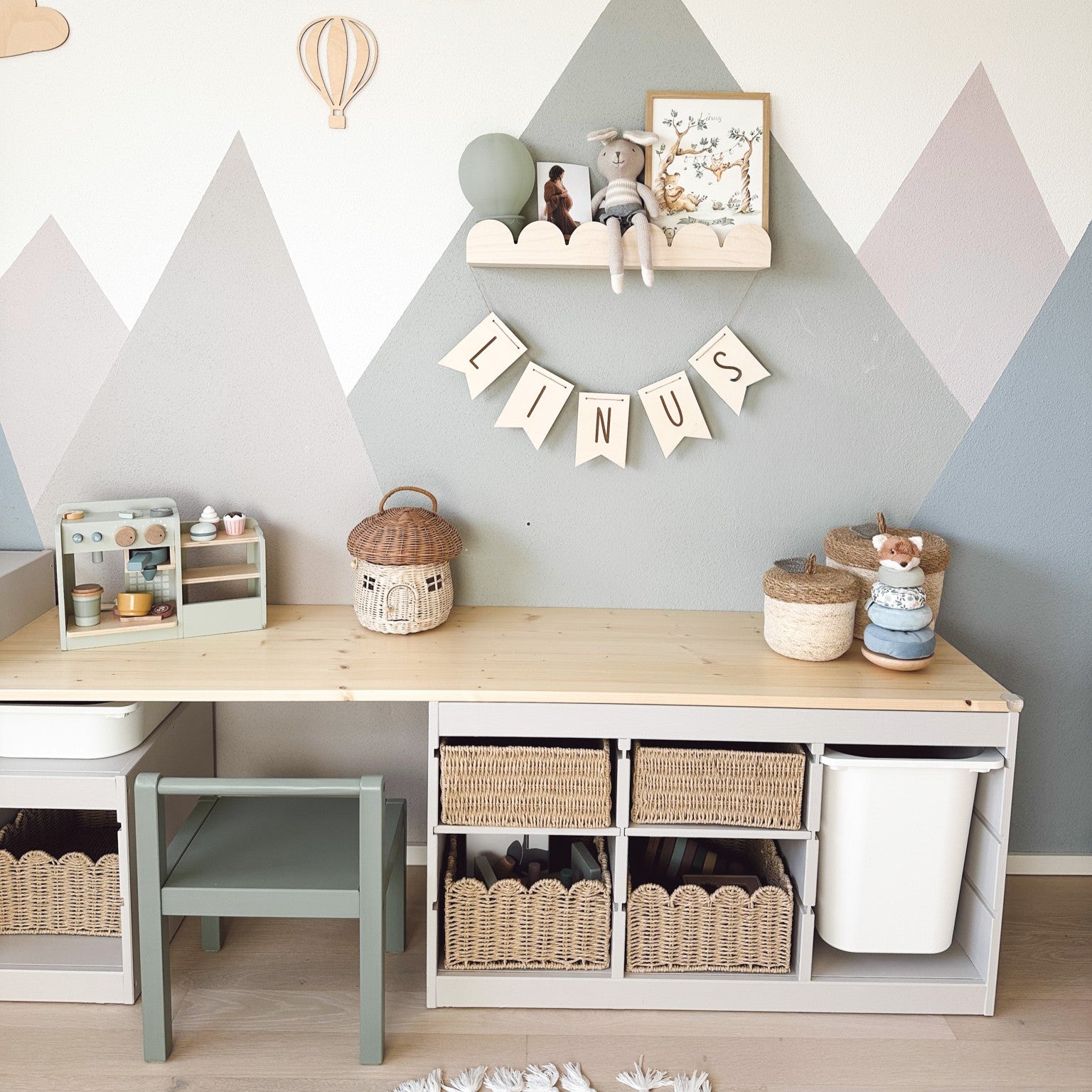 Bubble Montessori boekenrek kinderkamer | 1 plank - blank - toddie.nl ®