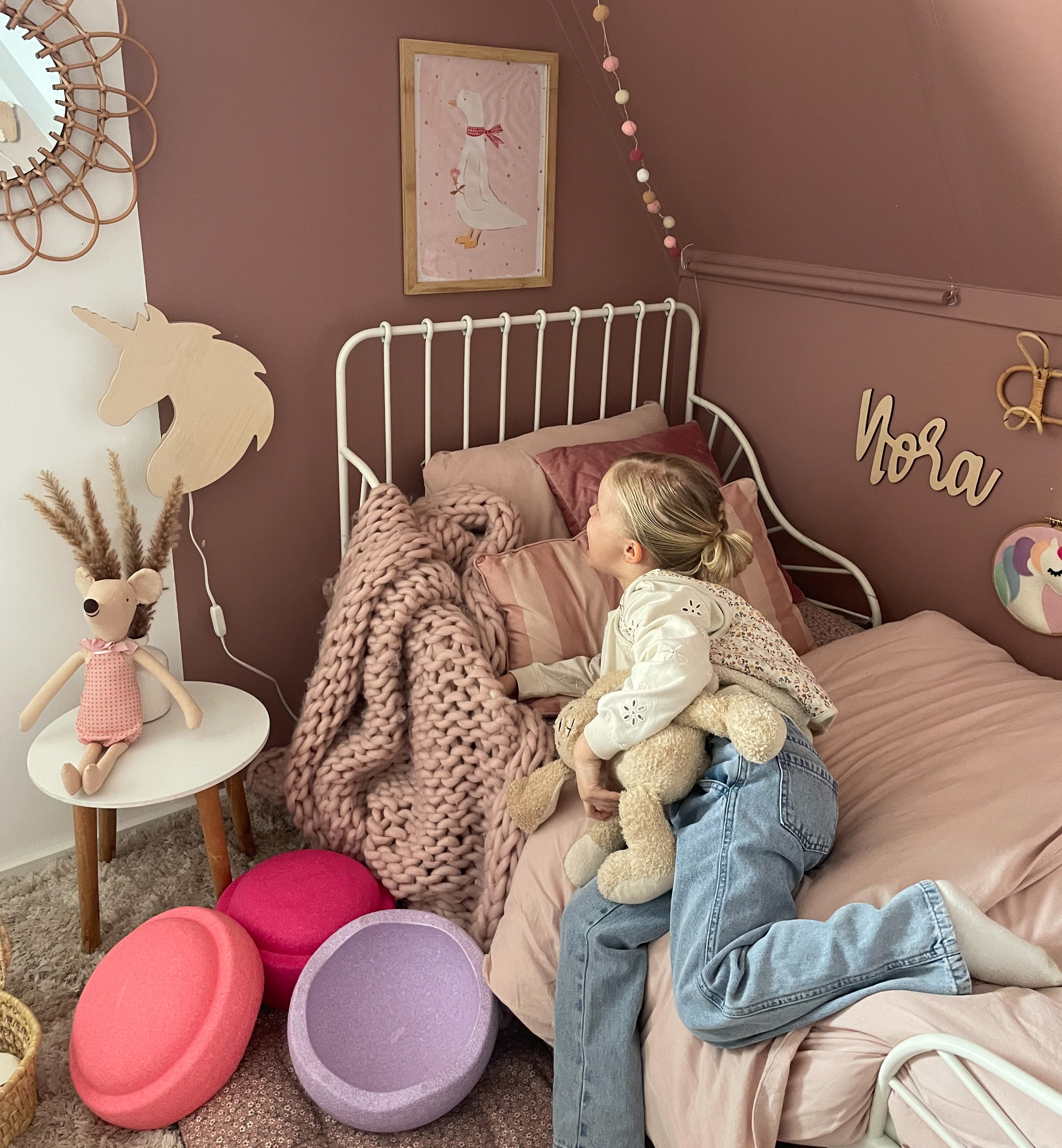 Houten wandlamp kinderkamer | Eenhoorn - blank - toddie.nl ®