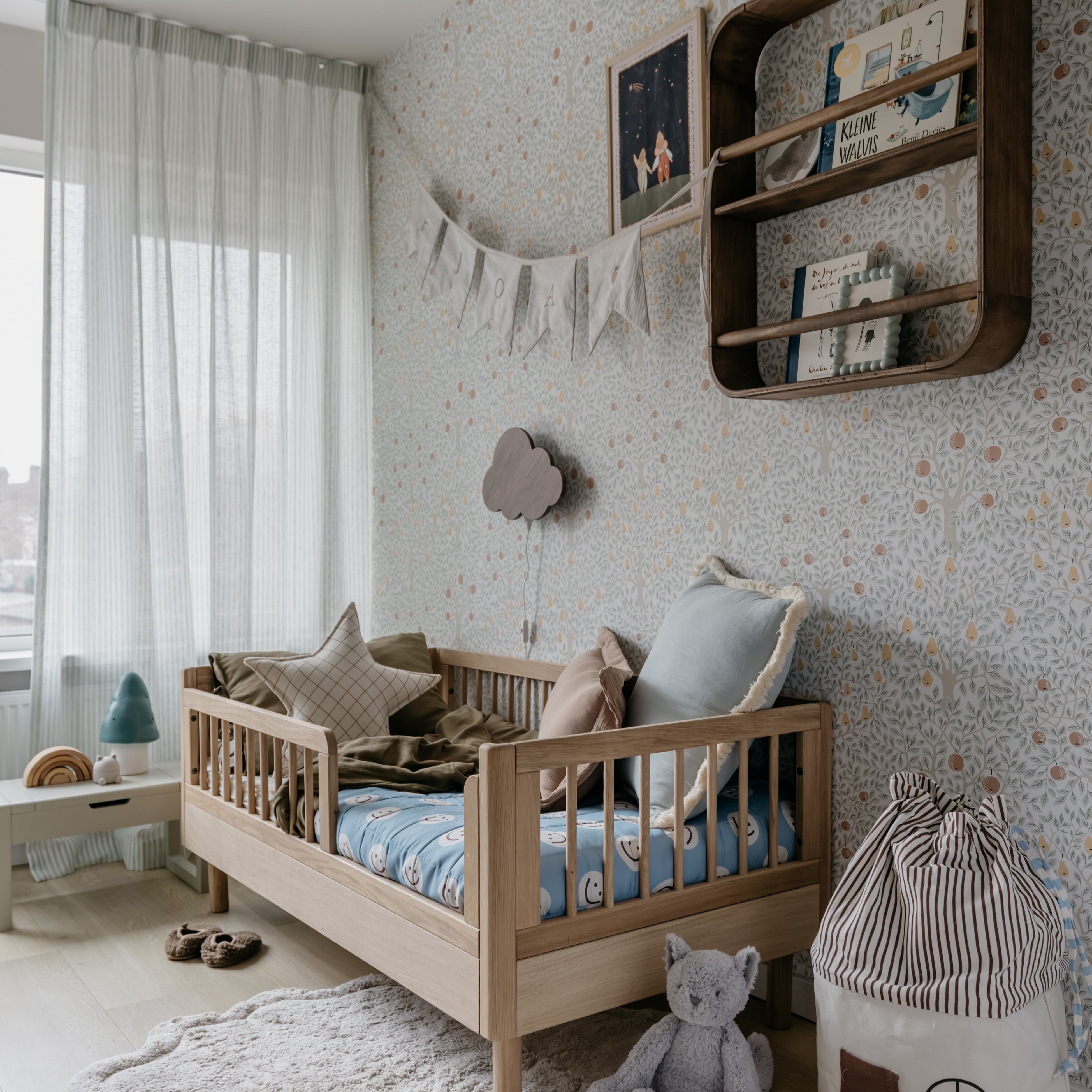 Trævæglampe til børneværelse | Wolkie - Wengé