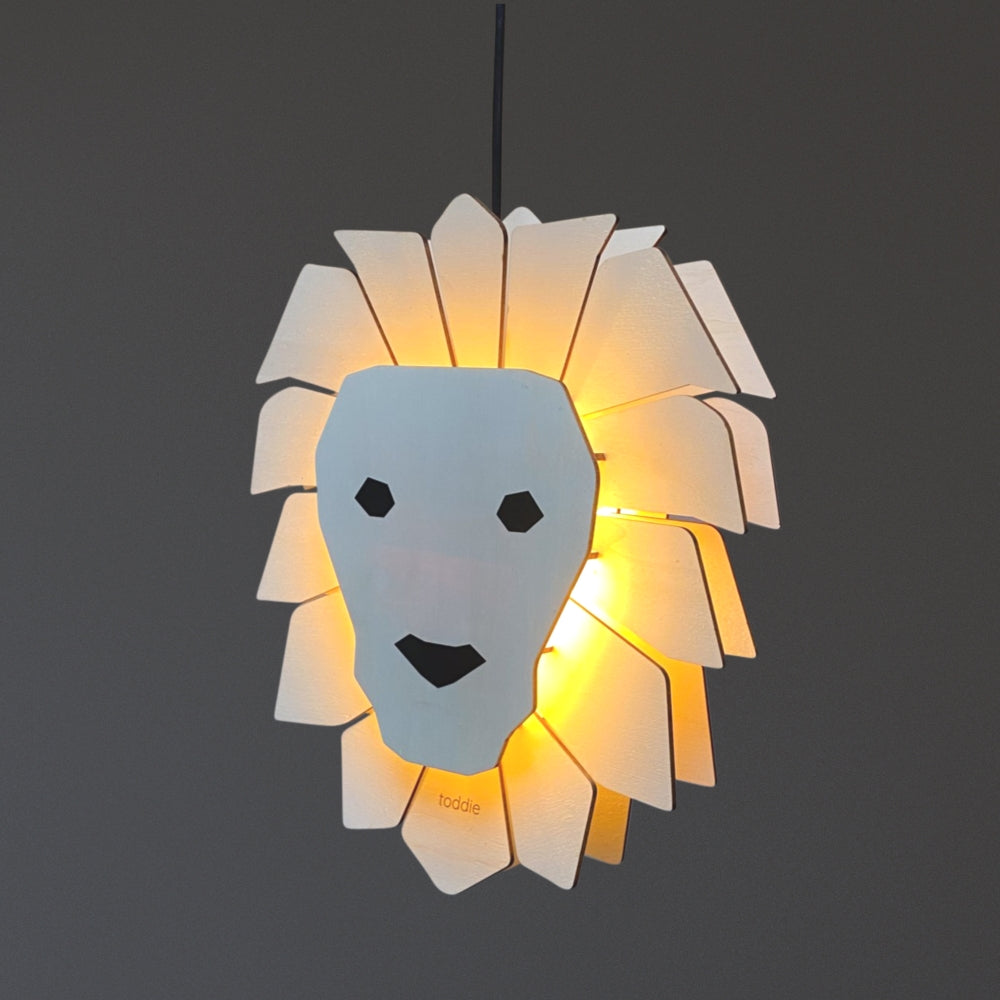 Houten hanglamp kinderkamer | Leeuw - blank - toddie.nl ®
