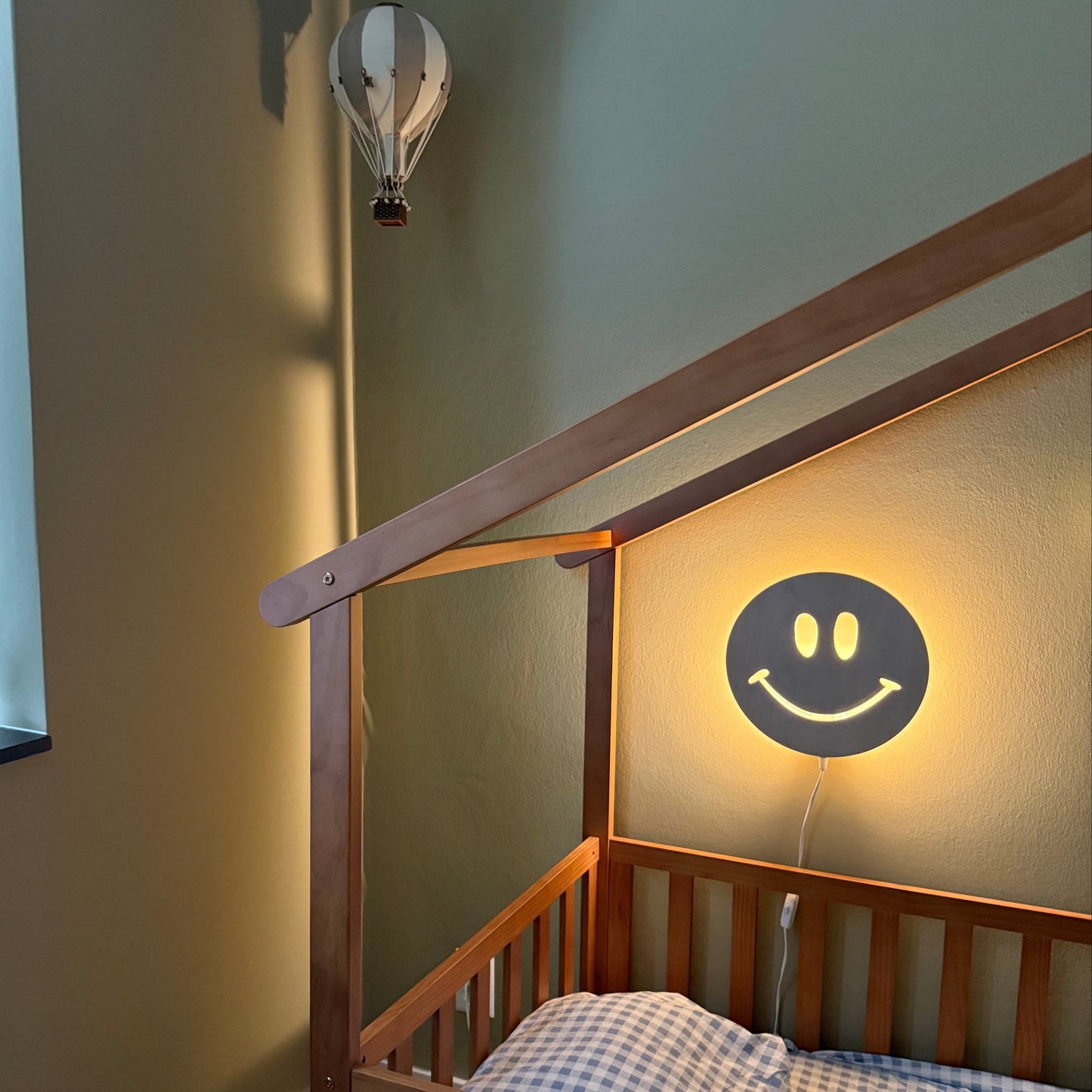 Houten wandlamp kinderkamer | Smiley - blank - toddie.nl ®
