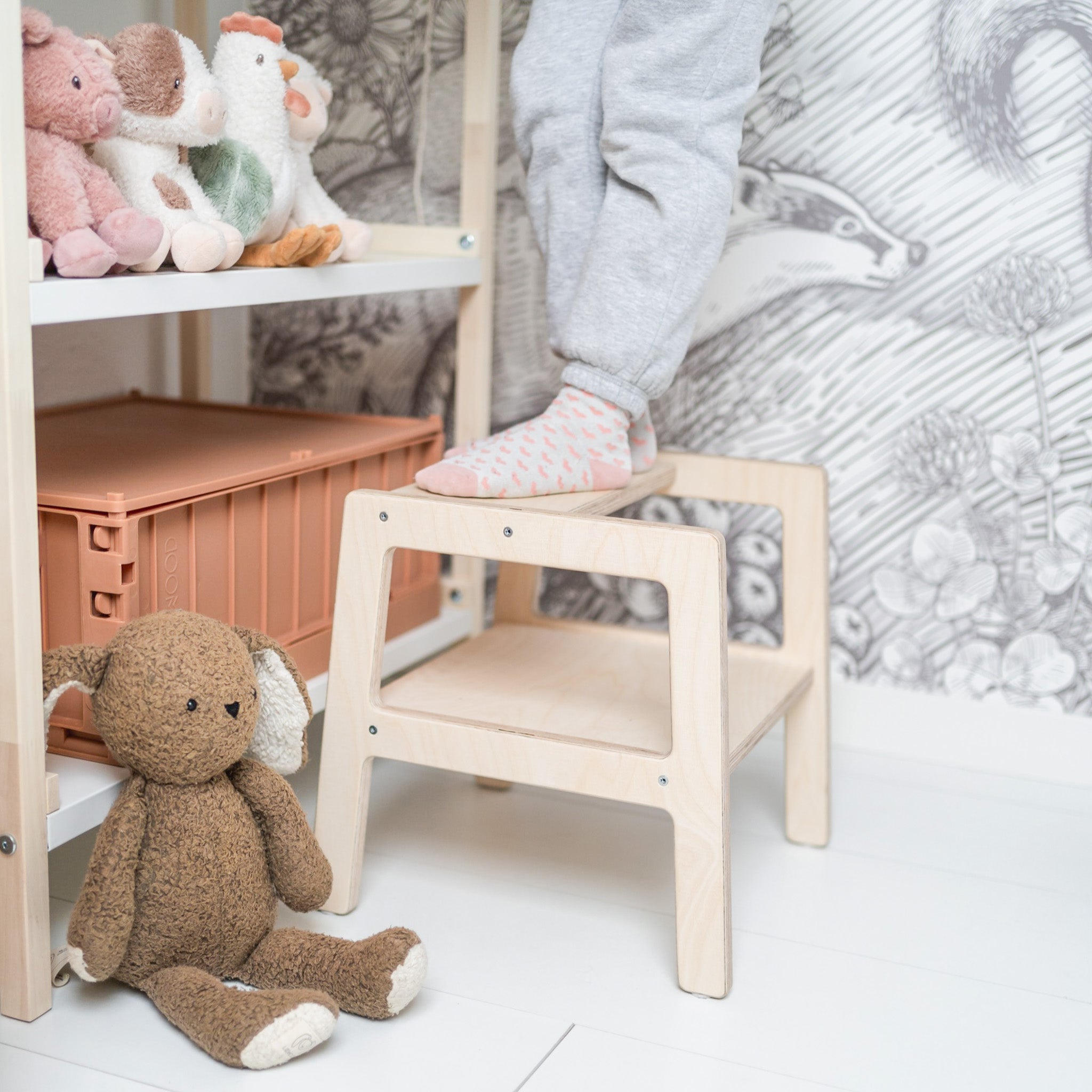 Montessori subtilt læringstårn | Træskammel - blank