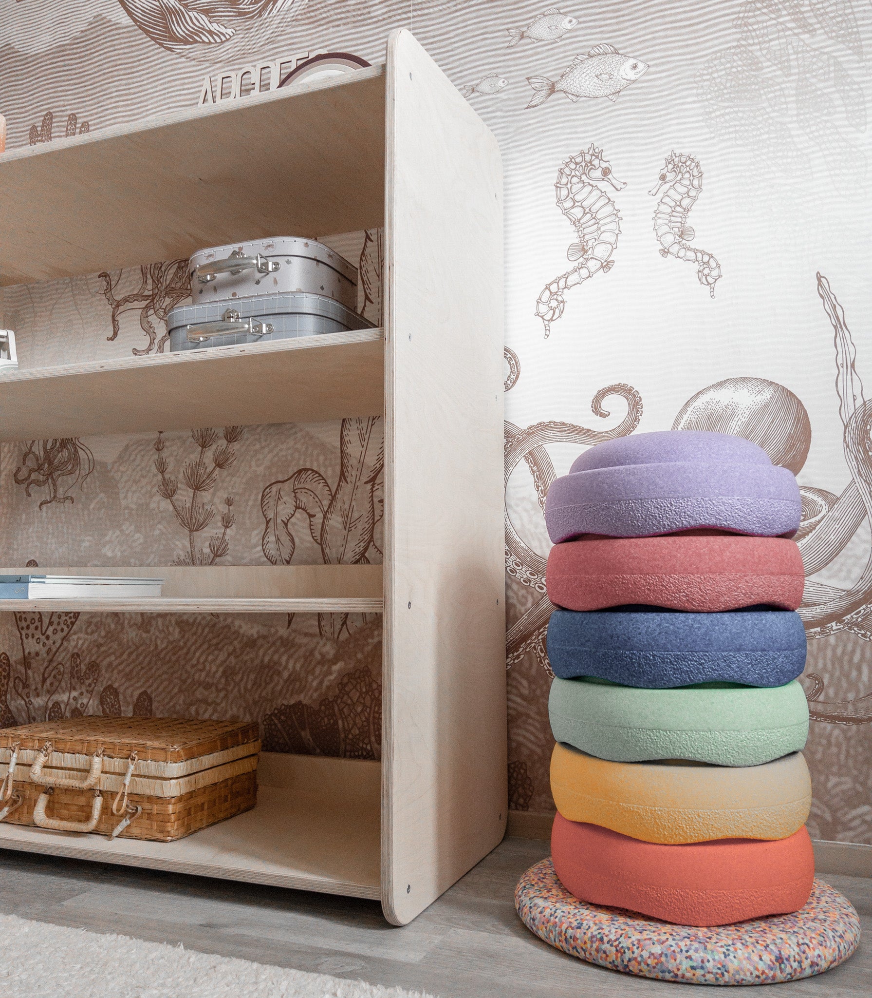 Jollie Montessori legetøjsskab | Bogreol med 4 hylder - blank