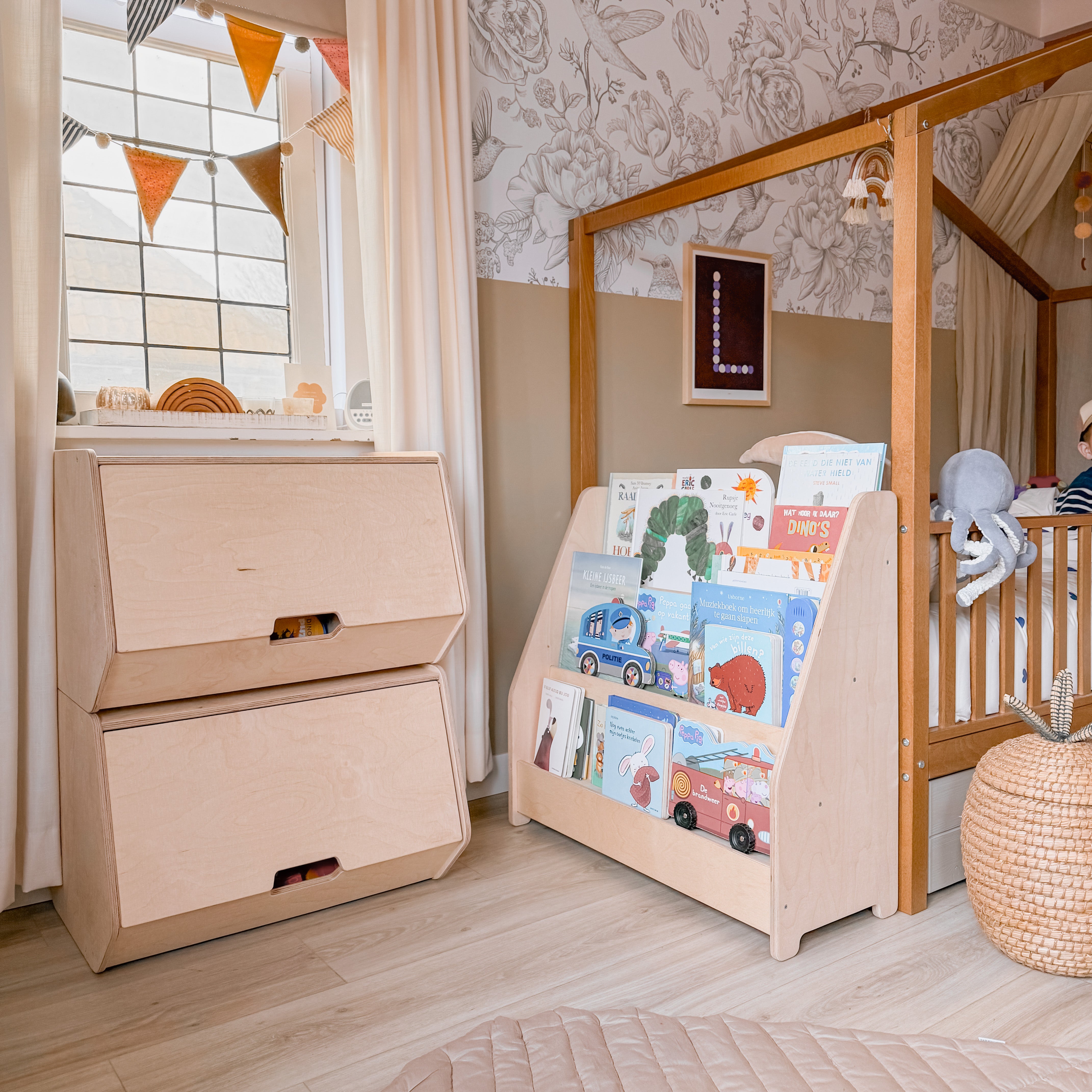 Stowie stabelbar opbevaringskasse med låg - blank