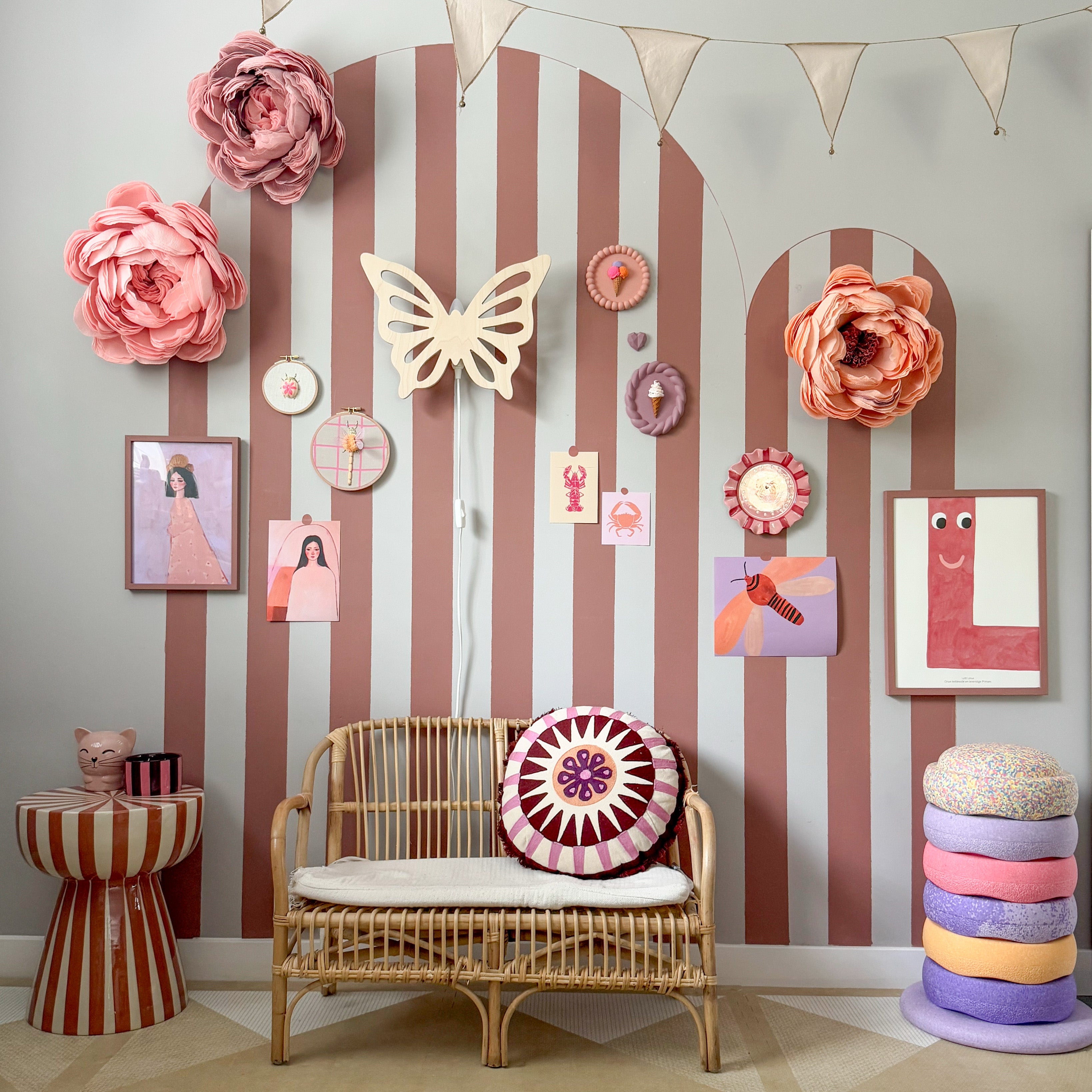 Houten wandlamp kinderkamer | Vlinder - blank - toddie.nl ®