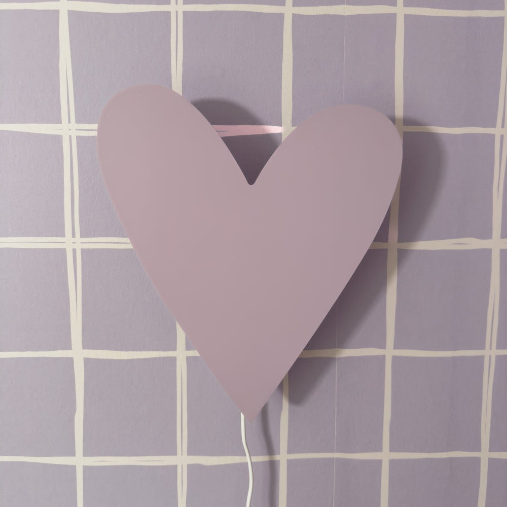 Trævæglampe til børneværelse | Hjerte - Lilla