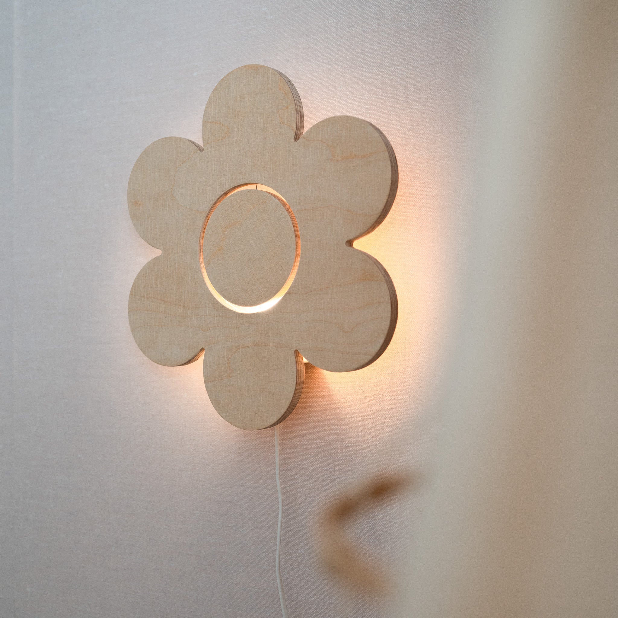Houten wandlamp kinderkamer | Bloem - blank