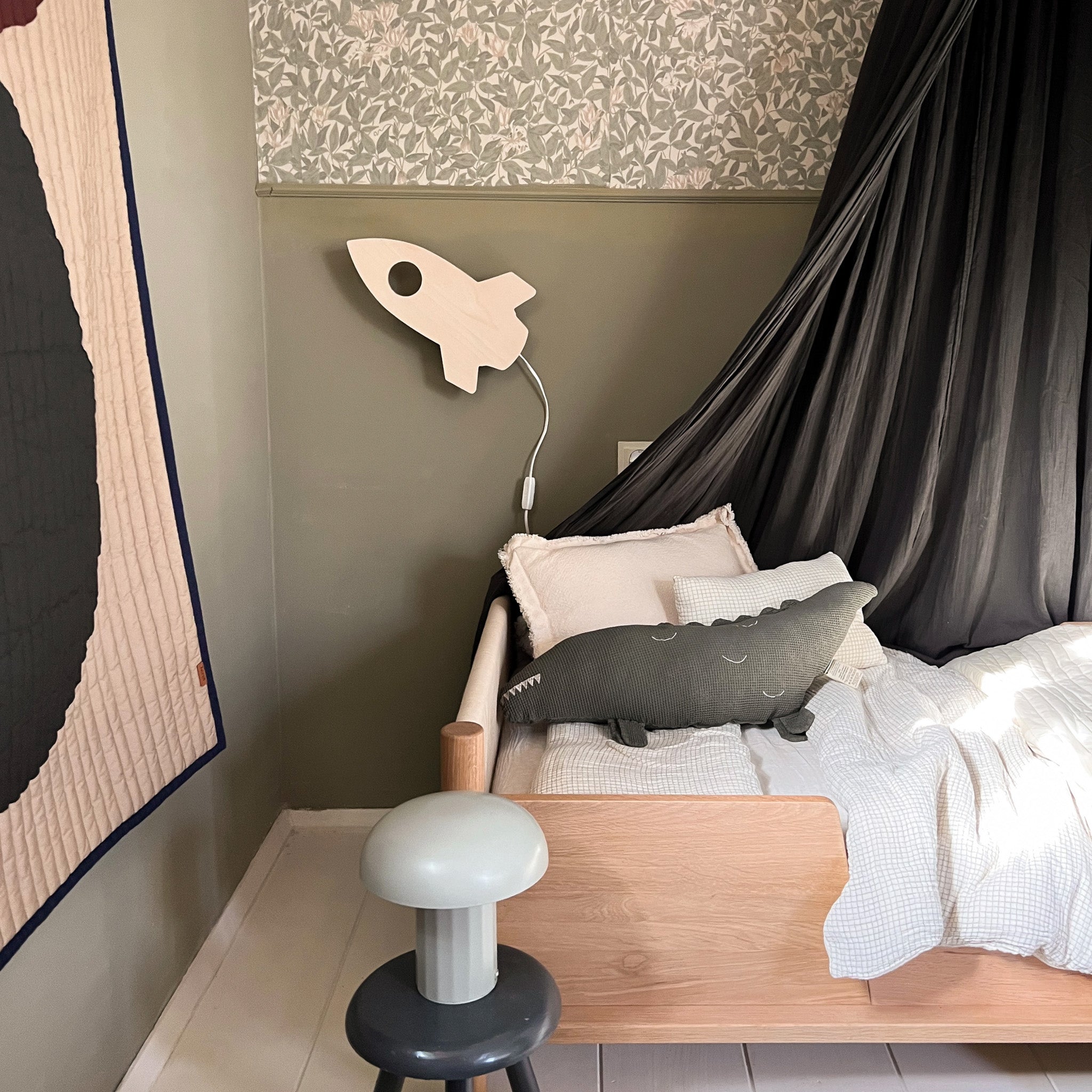 Houten wandlamp kinderkamer | Raket - blank - toddie.nl ®