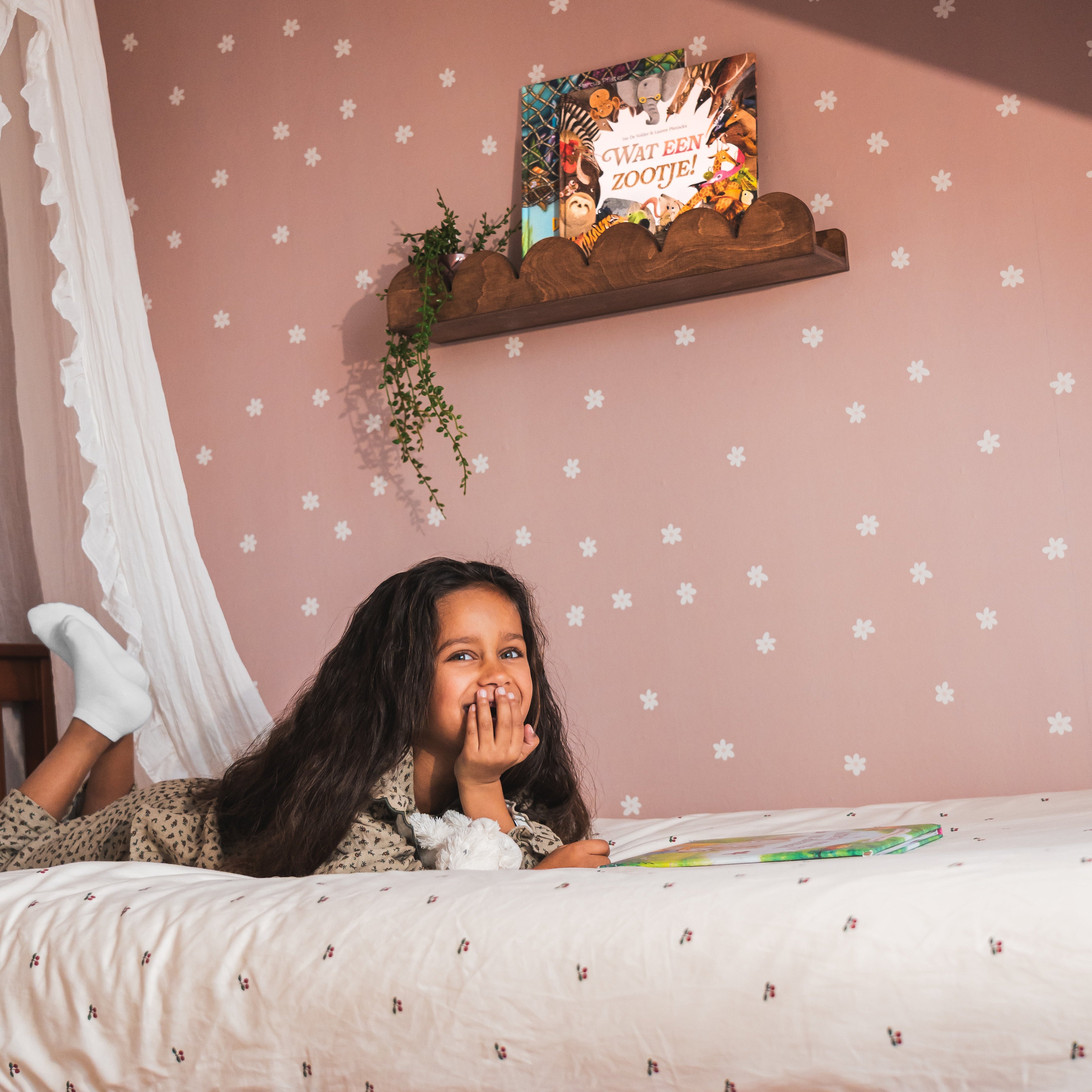 Bubble Montessori boekenrek kinderkamer | 1 plank - wengé gebeitst