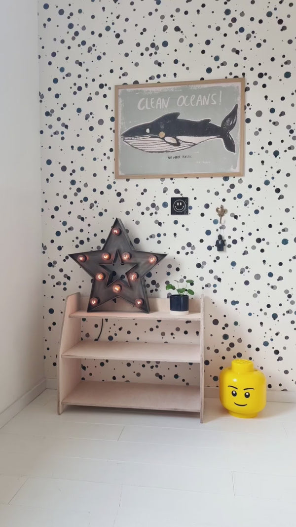 Moodie Montessori legemøbler | Børneopbevaringsmøbel med 3 hylder - klar