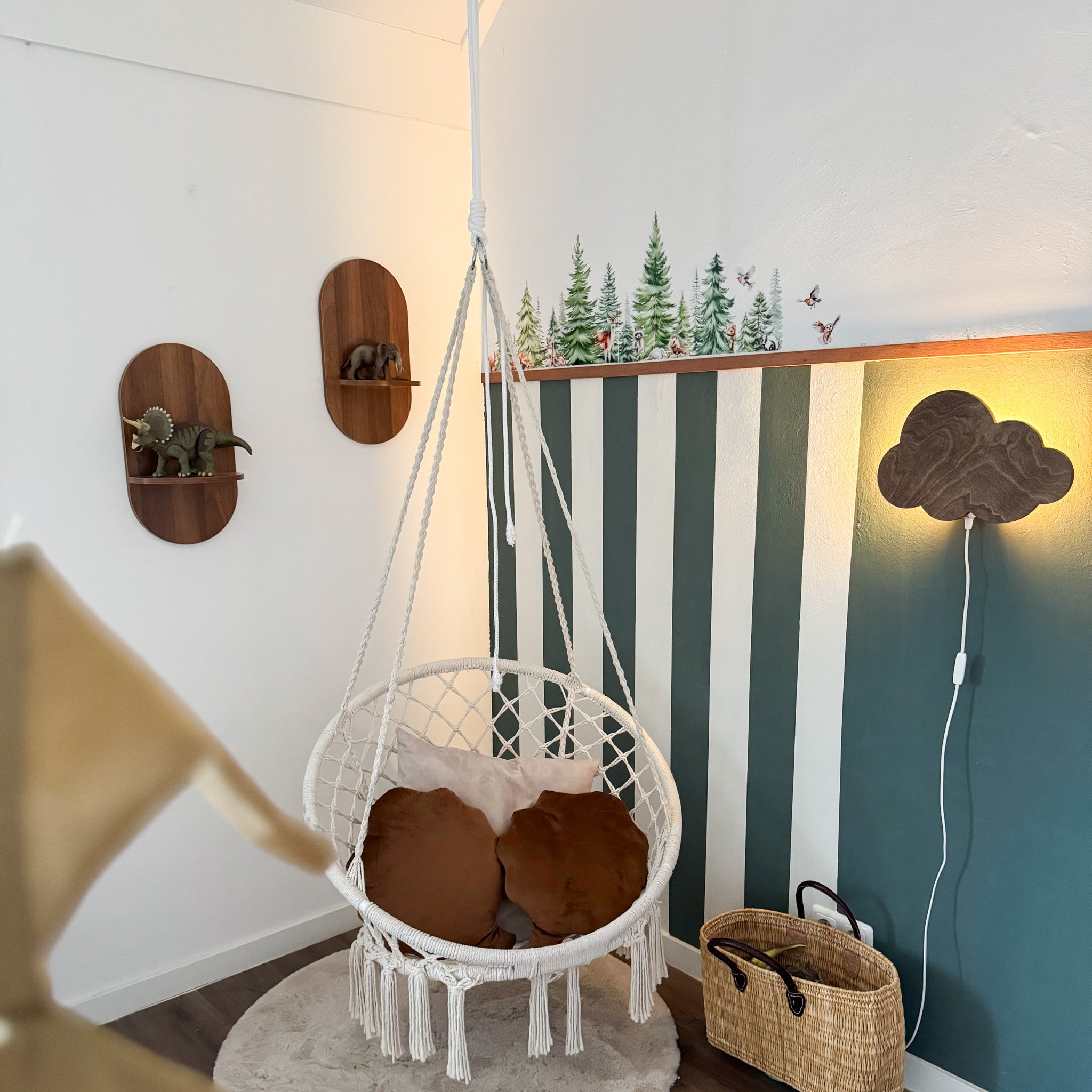 Houten wandlamp kinderkamer | Wolkie - Wengé (walnoot) - toddie.nl ®