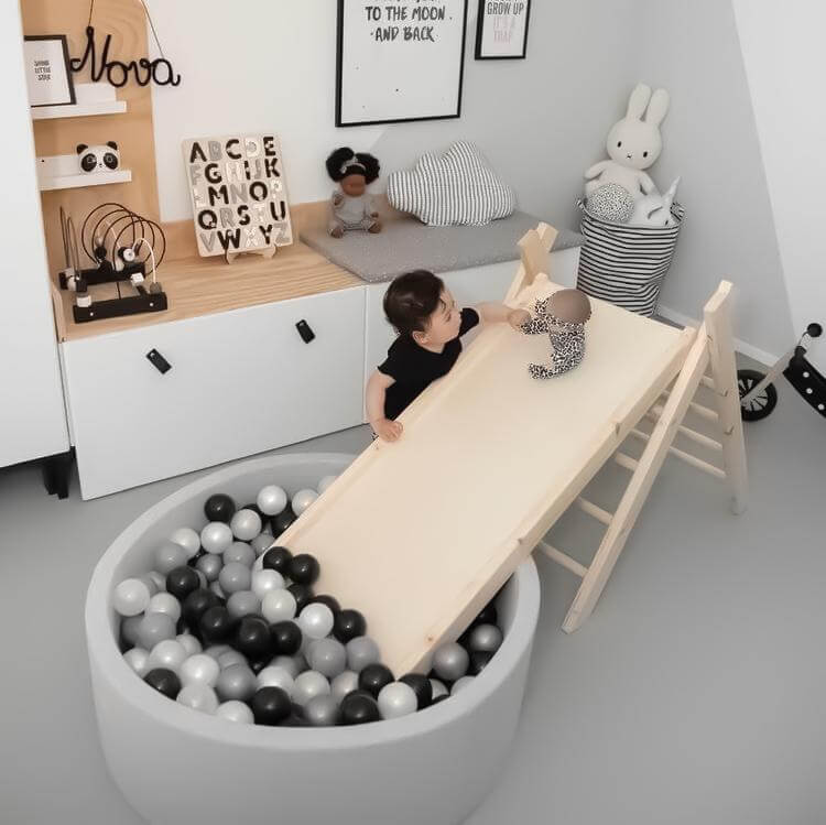 Houten klimrek met glijbaan, klimdriehoek inklapbaar - toddie.nl