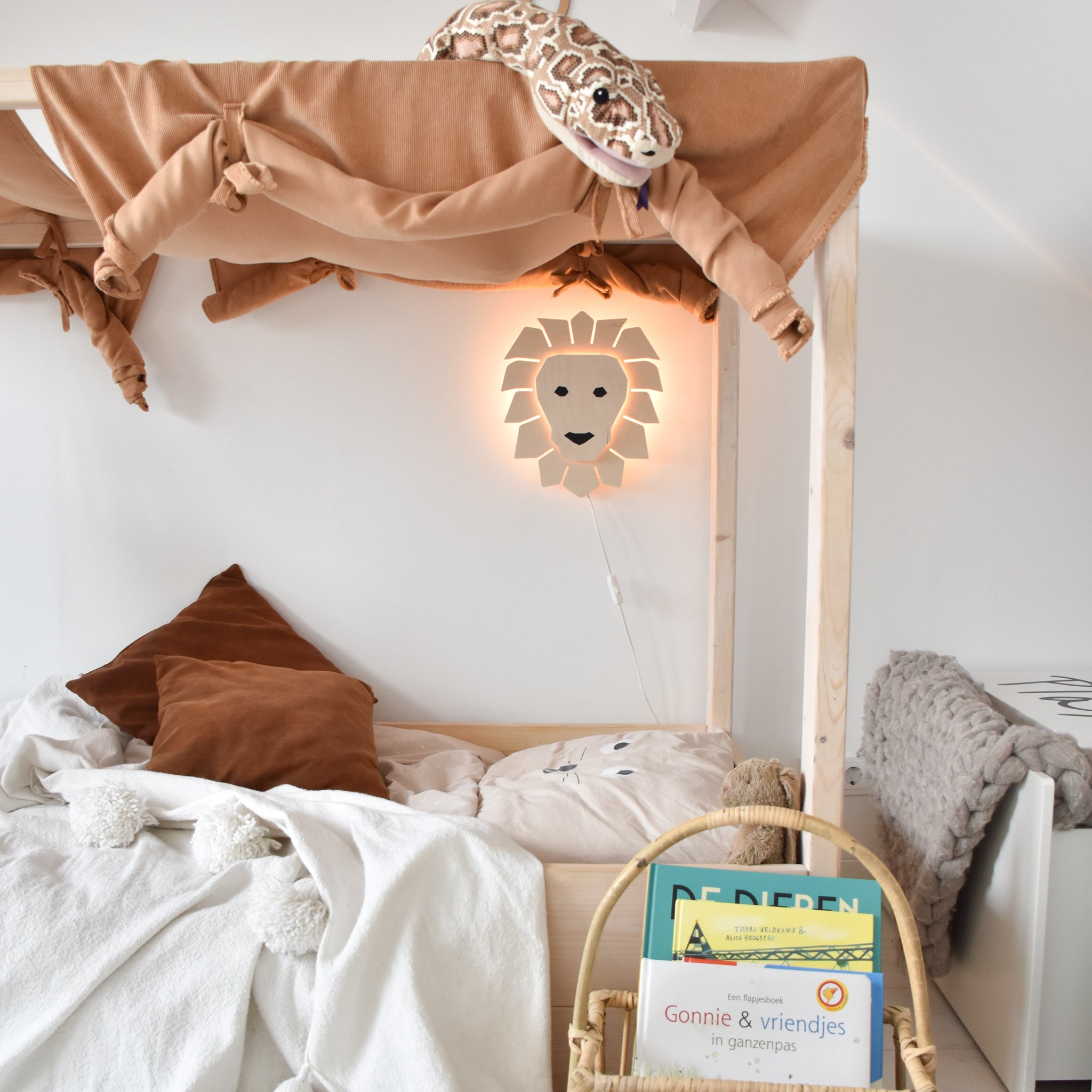 4 soorten dieren thema's voor de kinderkamer inspiratie: Jungle, bosdieren, dino's en oceaankamer