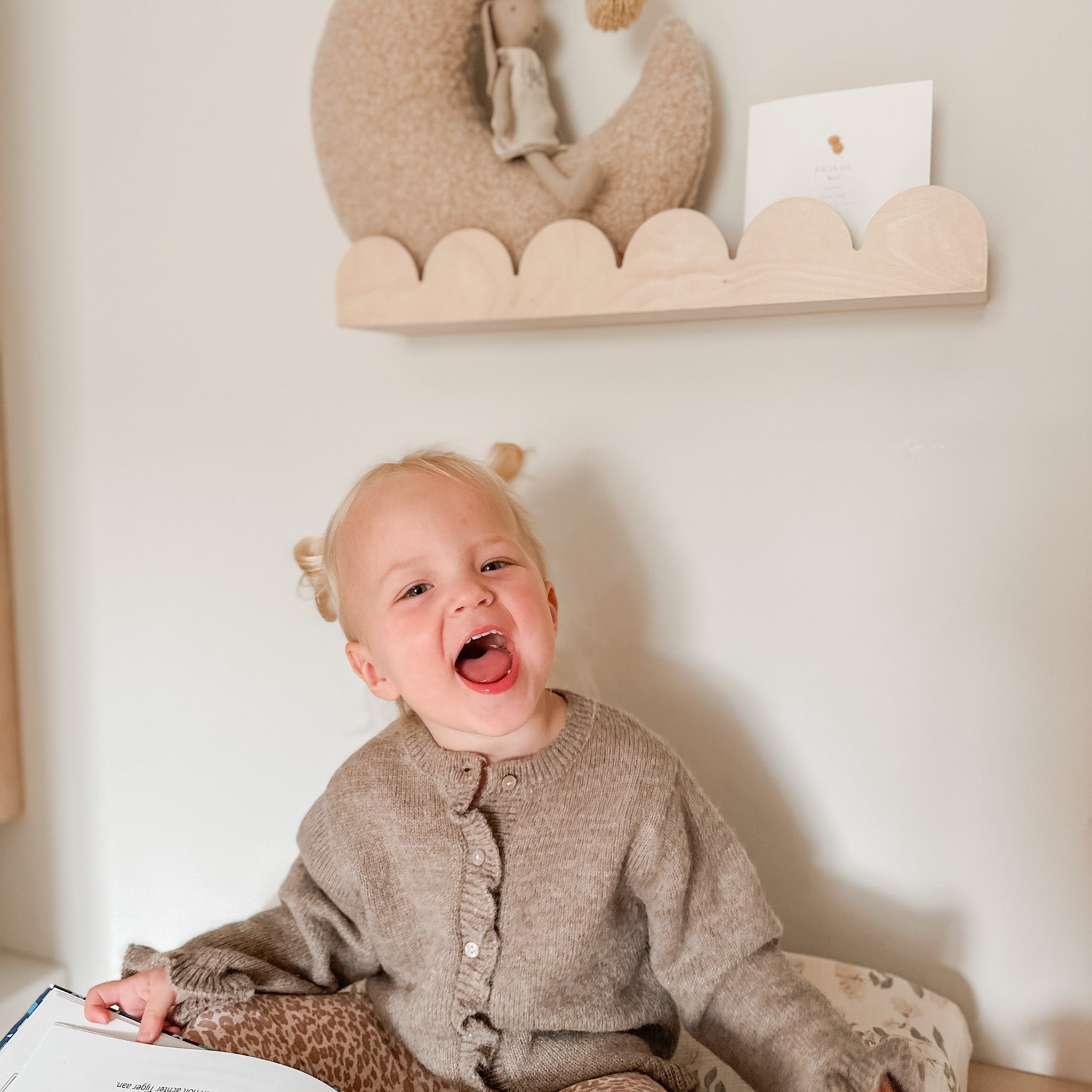 Bubble Montessori boekenrek kinderkamer | 1 plank - blank - toddie.nl ®