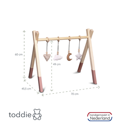 Houten babygym Terra roze, met naturel hangers, Tipi vorm massief hout - toddie.nl