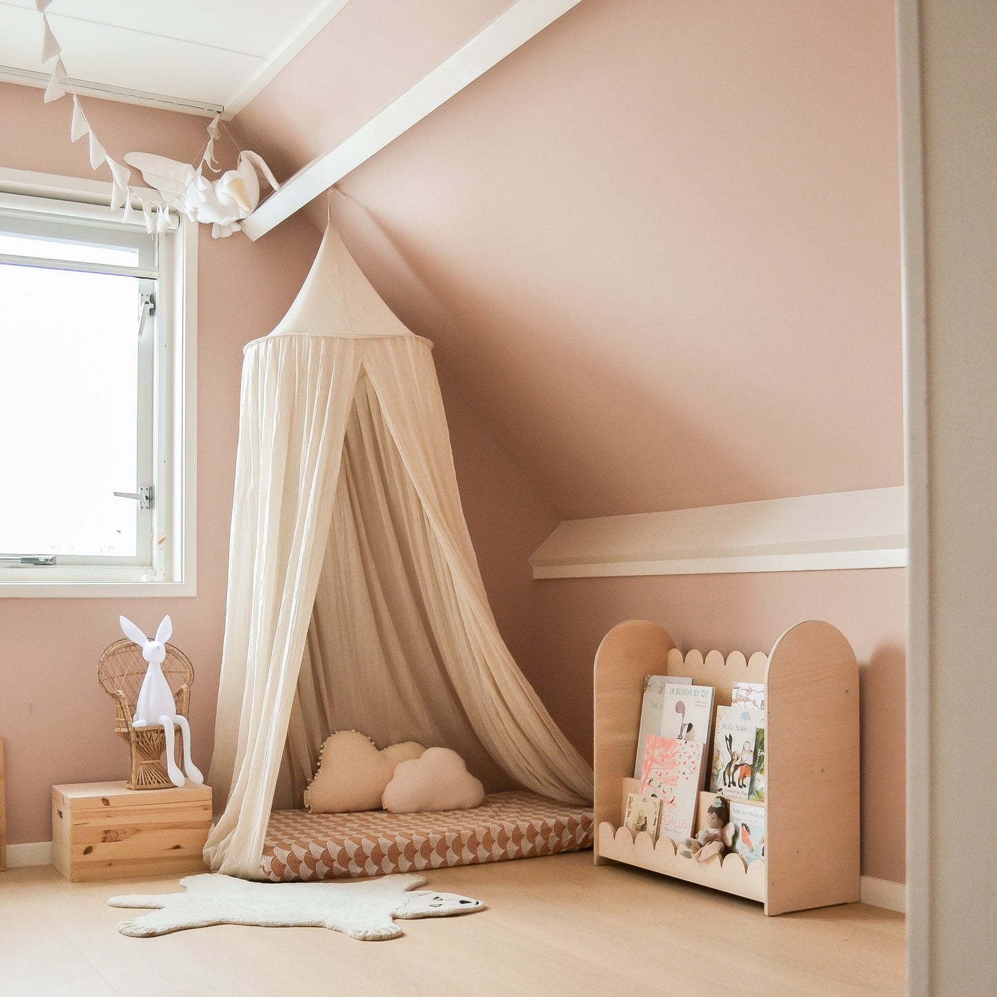 Bubble Montessori boekenkast kinderkamer | 3 treden - blank - toddie.nl ®