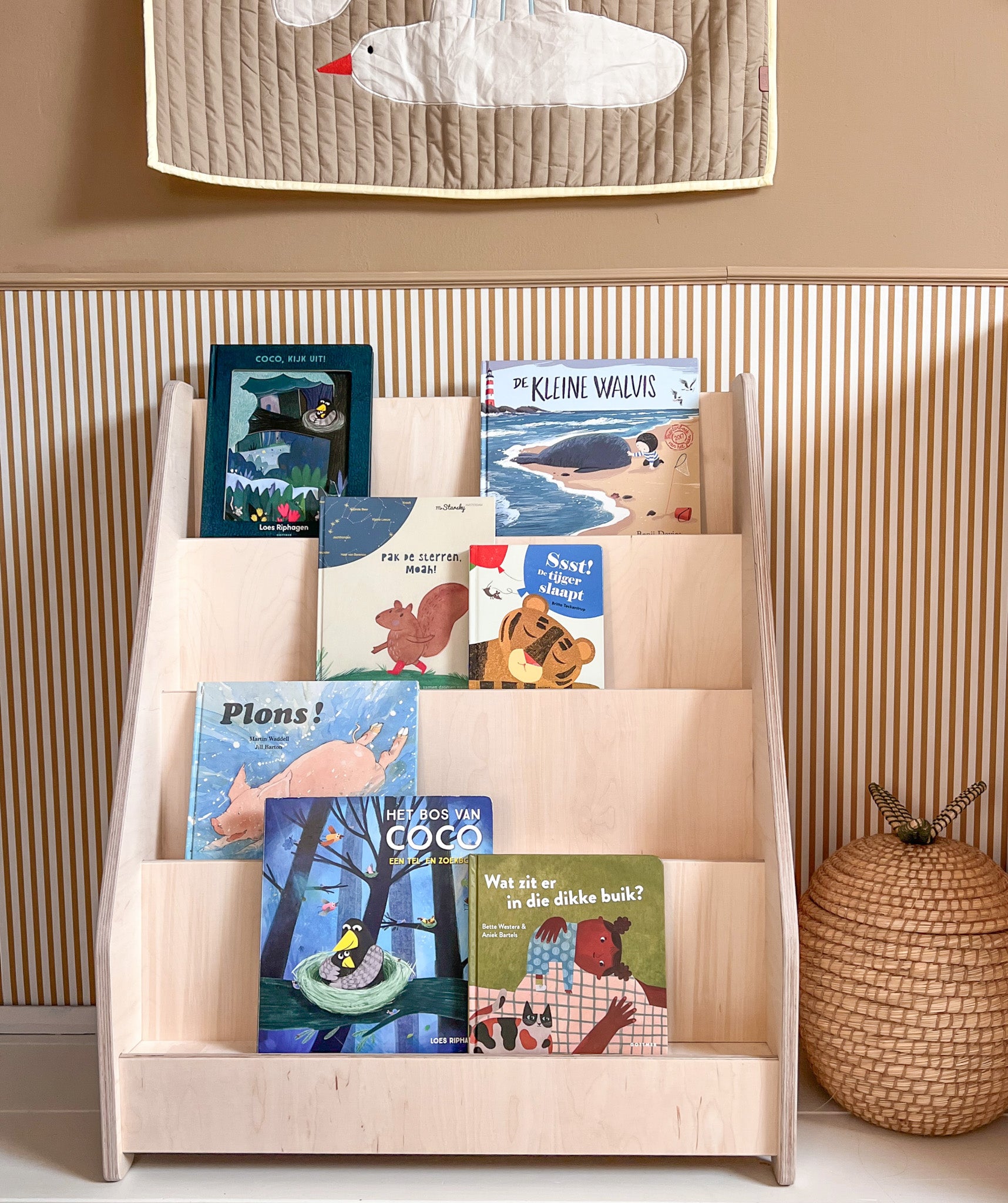 Moodie montessori boekenkast kinderkamer | 4 treden - blank - toddie.nl ®
