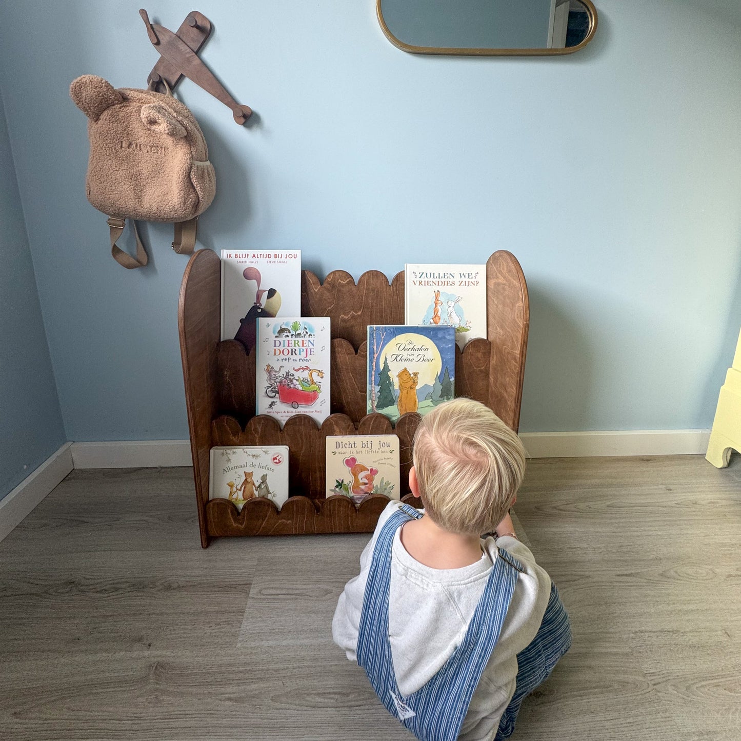 Bubble Montessori boekenkast kinderkamer | 3 treden - blank - all bubble wengé (walnut) - toddie.nl ®