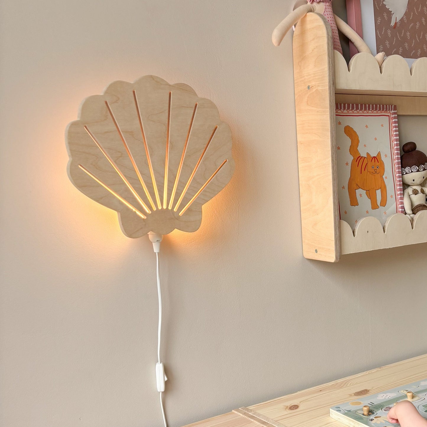 Houten wandlamp kinderkamer | Schelp - blank - toddie.nl ®