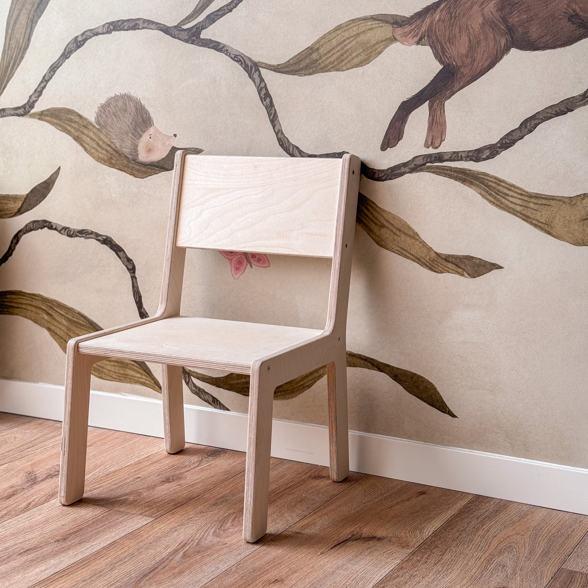 Skinnie houten kinderstoeltje 2-7 jaar | Kleuterstoeltje - blank - toddie.nl ®