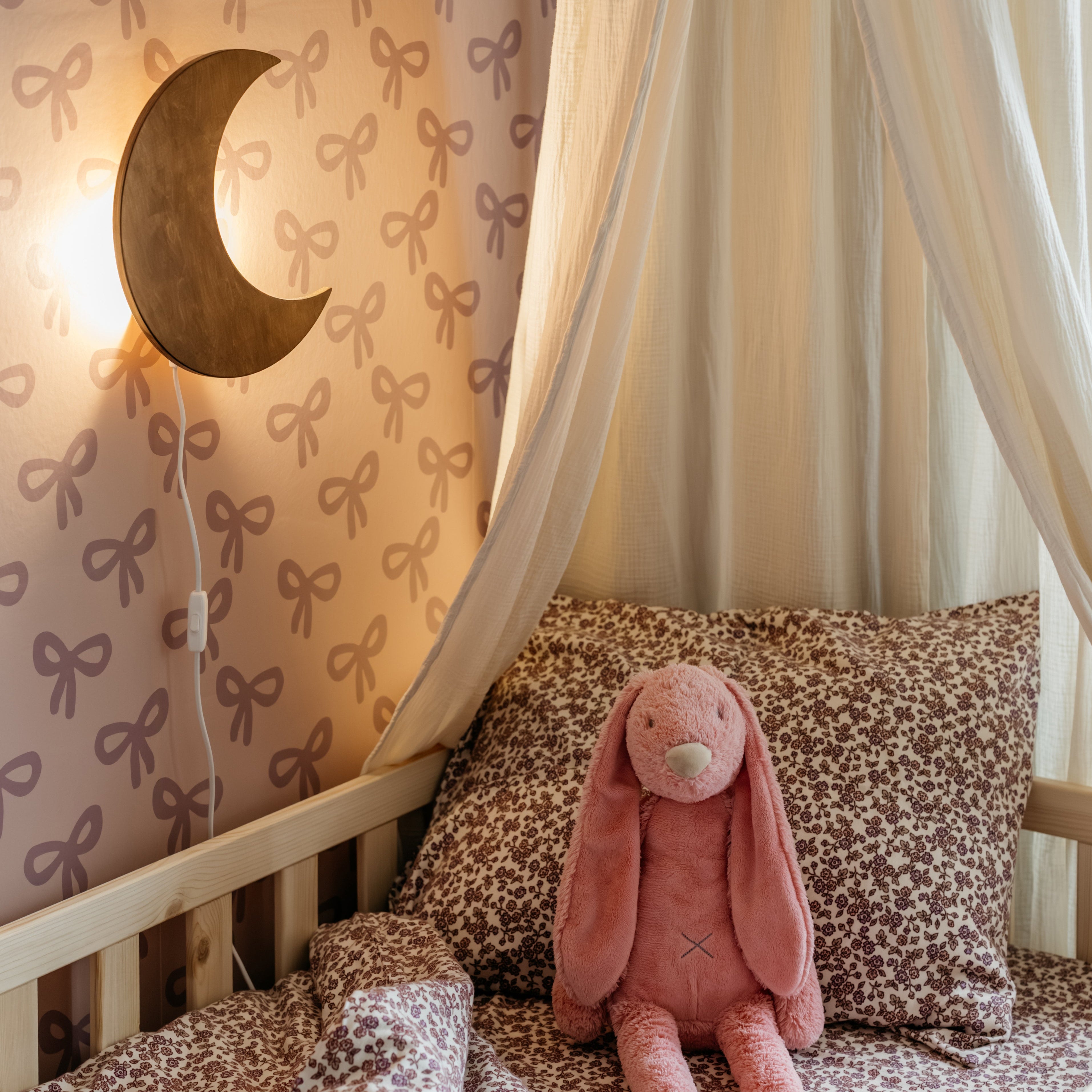 Trævæglampe til børneværelse | Månen - blank