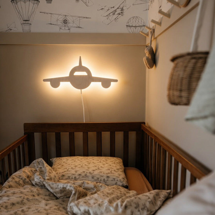 Houten wandlamp kinderkamer | Vliegtuig - blank - toddie.nl ®