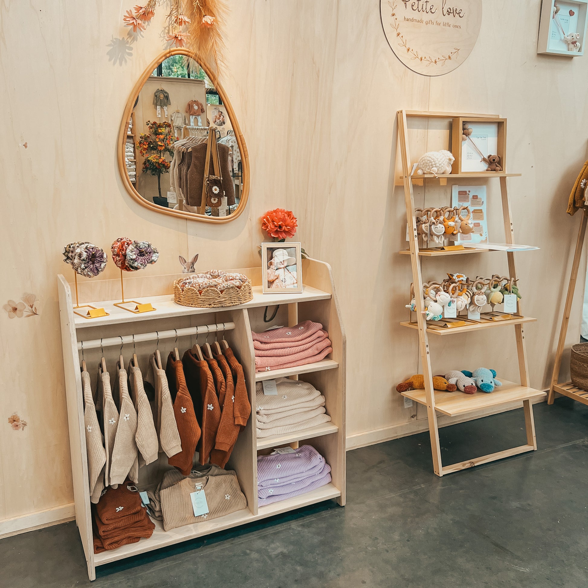 Moodie montessori kledingkast/speelgoedkast kinderkamer | Kindergarderobe - blank - toddie.nl ®