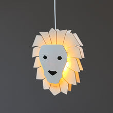 Houten hanglamp kinderkamer | Leeuw - blank - toddie.nl ®