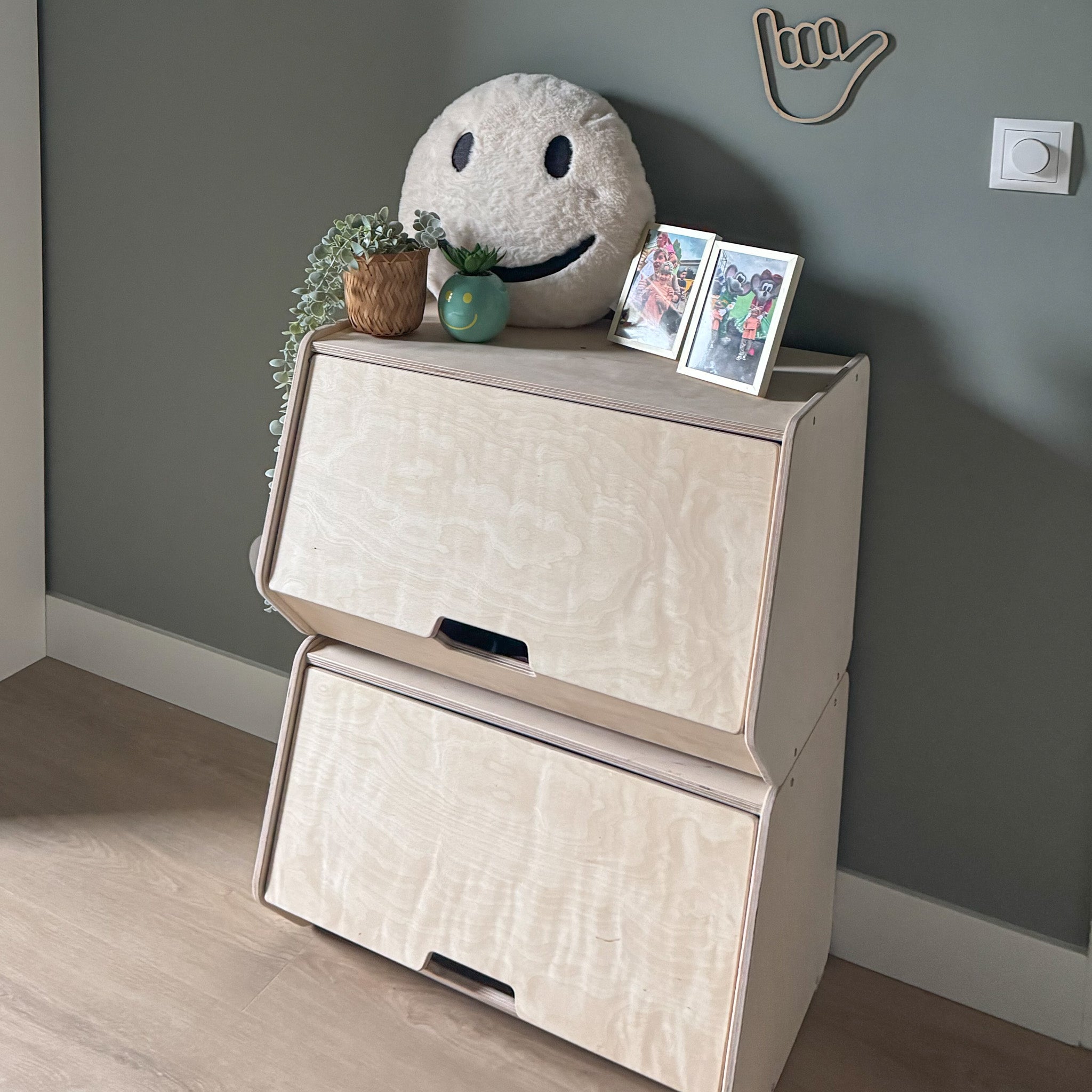 Stowie stabelbar opbevaringskasse med låg - blank