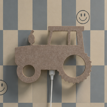 Væglampe i filt til børneværelset | Traktor – sandbeige