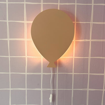 Houten wandlamp kinderkamer | Ballon - Peach - toddie.nl ®