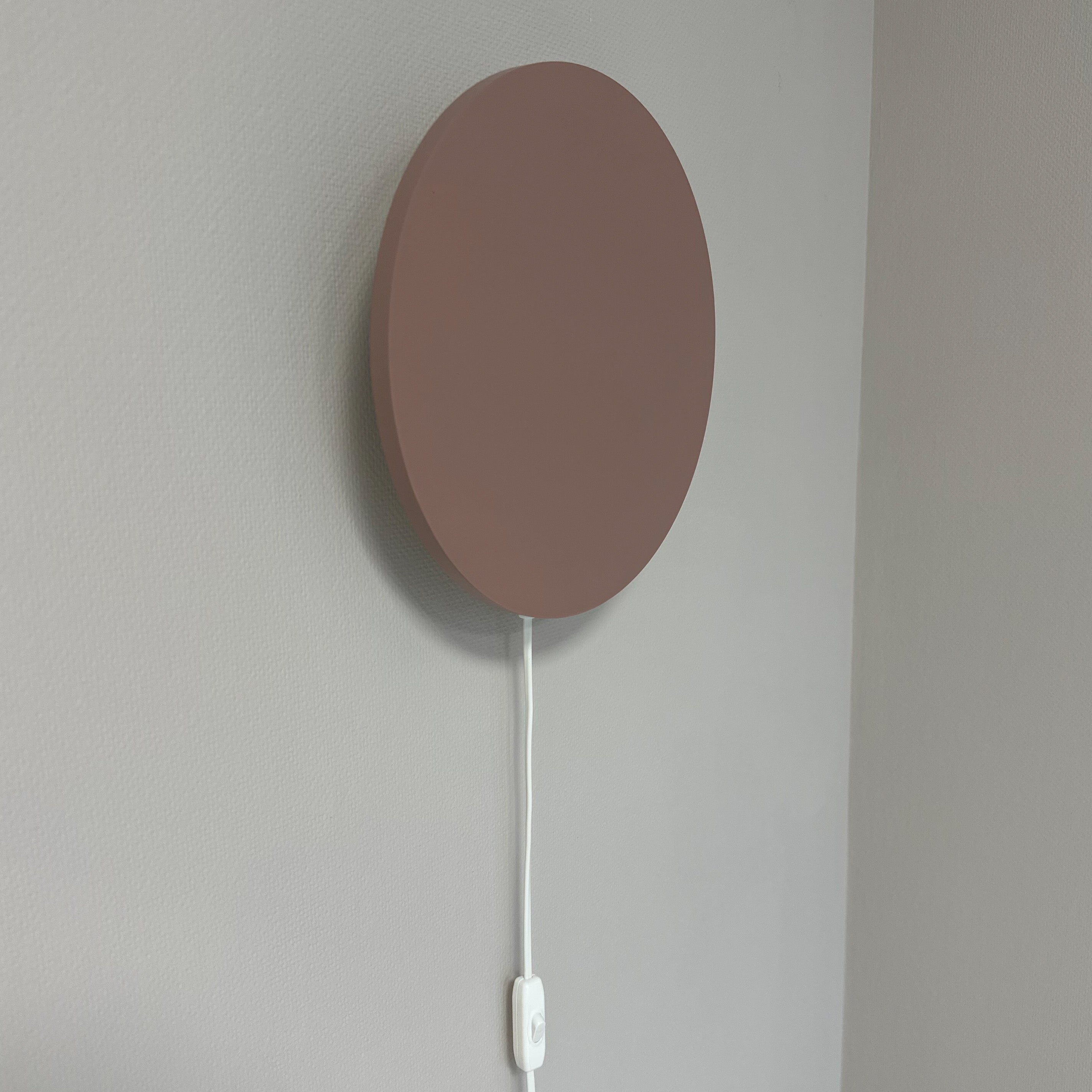 Trævæglampe til børneværelse | cirkel terra pink