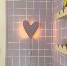 Houten wandlamp kinderkamer | Hart - Lila - toddie.nl ®