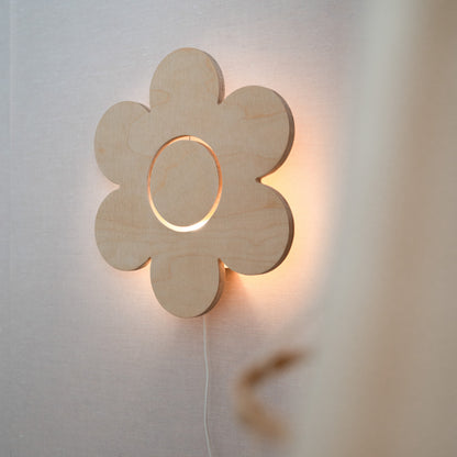 Houten wandlamp kinderkamer | Bloem - blank - toddie.nl ®