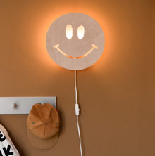 Houten wandlamp kinderkamer | Smiley - blank - toddie.nl ®
