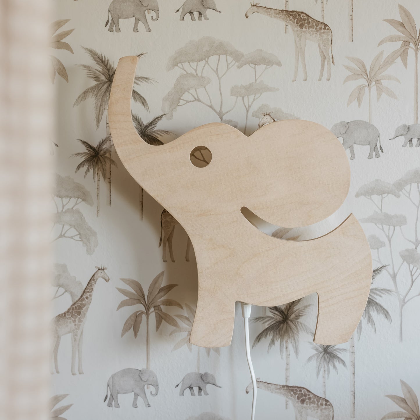Houten wandlamp kinderkamer | Olifant - blank - toddie.nl ®