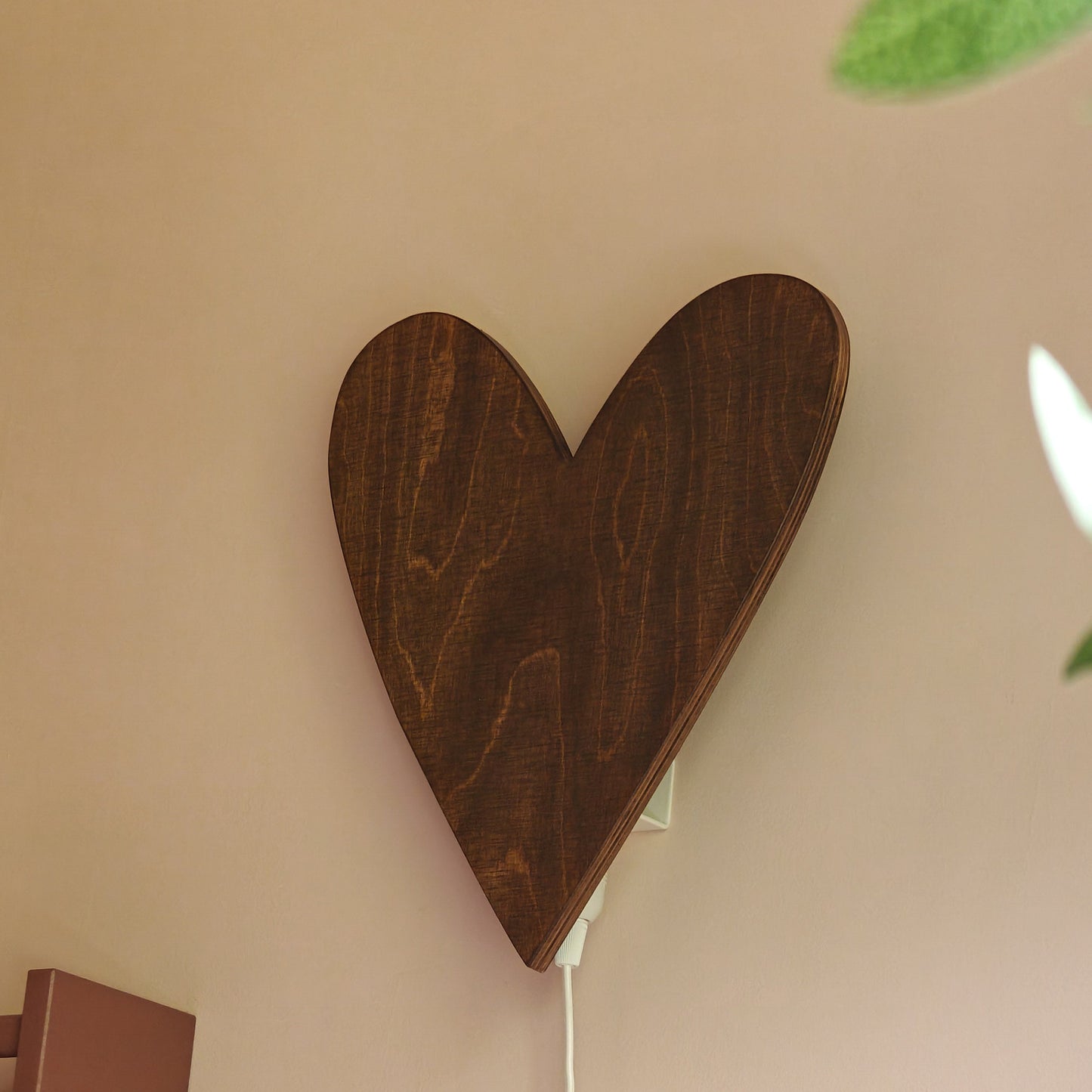 Houten wandlamp kinderkamer | Hart - Wengé - toddie.nl ®