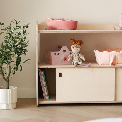 Jollie Montessori speelgoedkast met schuifdeurtjes | Boekenkast 3 planken - blank - toddie.nl ®