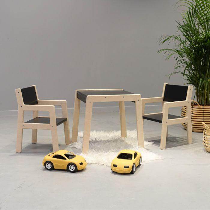 Houten kindertafeltje 1-3 jaar | Zwart - toddie.nl
