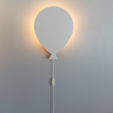 Houten wandlamp kinderkamer | Ballon - Wit - toddie.nl